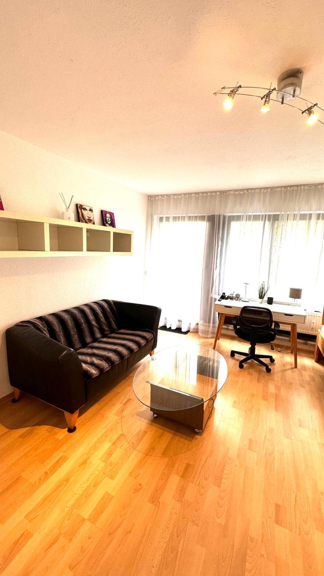 3 Mit Code Eingang Appartement *